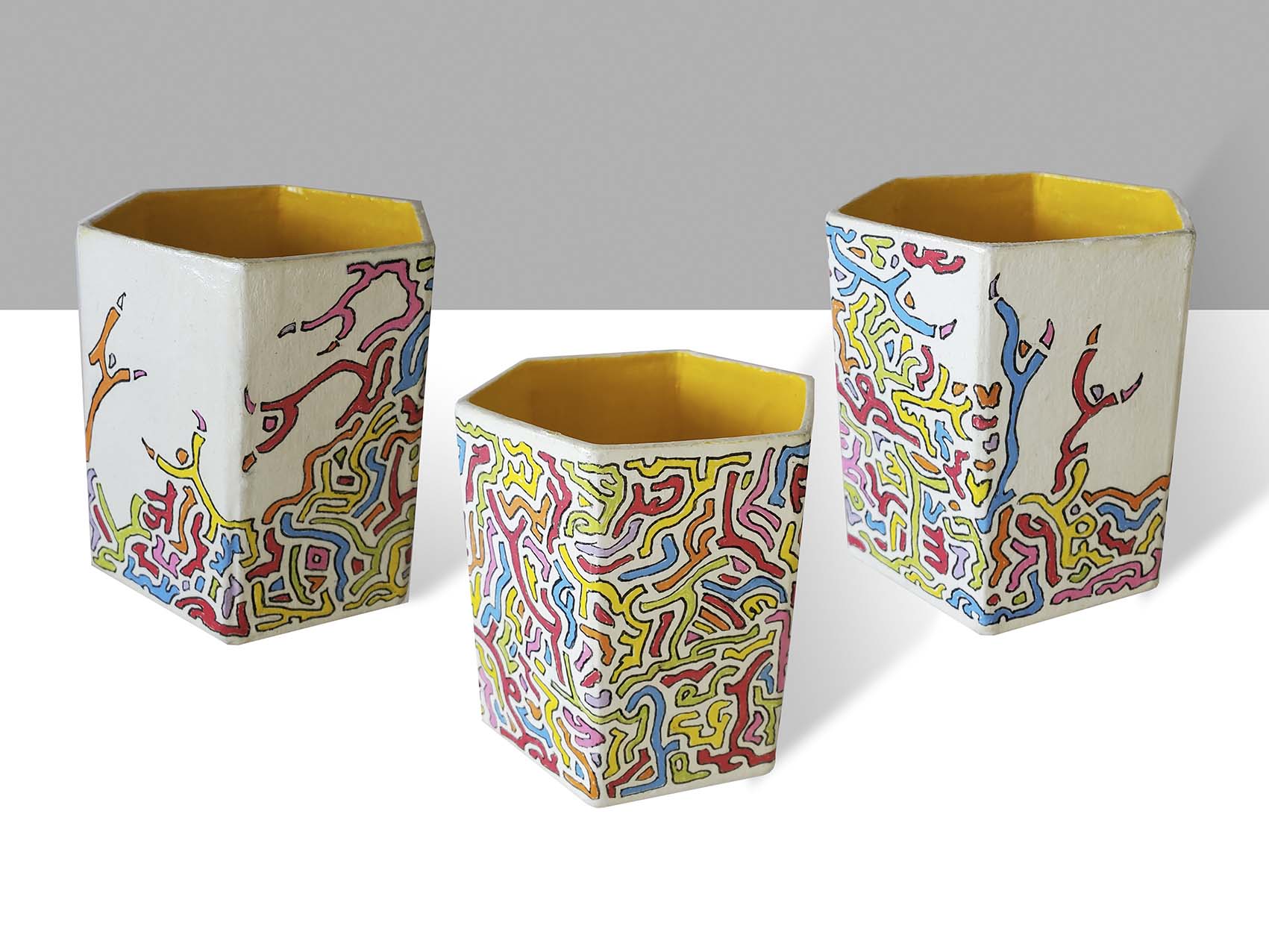 Coupelle jaune dedans